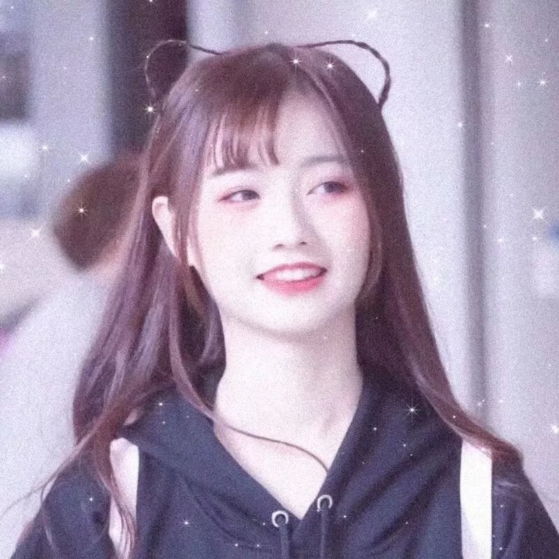 黎明时分的年轻人们